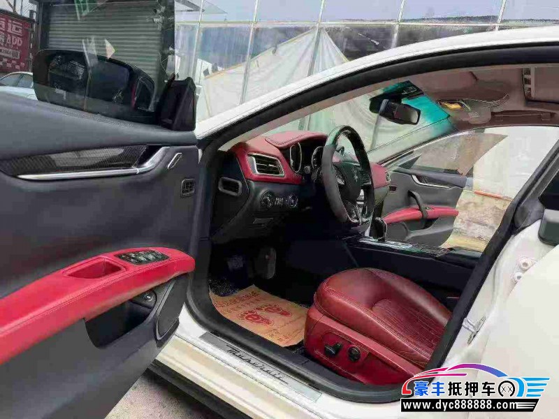 15年玛莎拉蒂Ghibli轿车抵押车出售