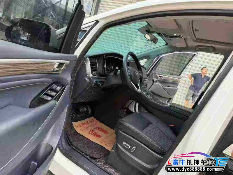 24年传祺M8轿车抵押车出售