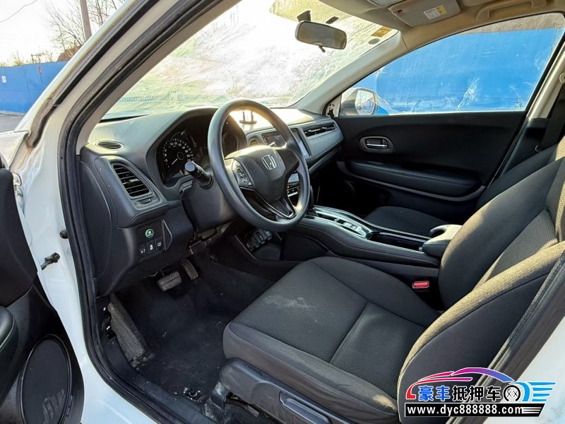 21年本田缤智轿车抵押车出售