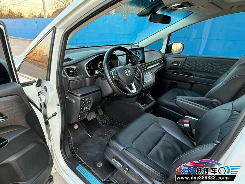 23年本田艾力绅轿车抵押车出售