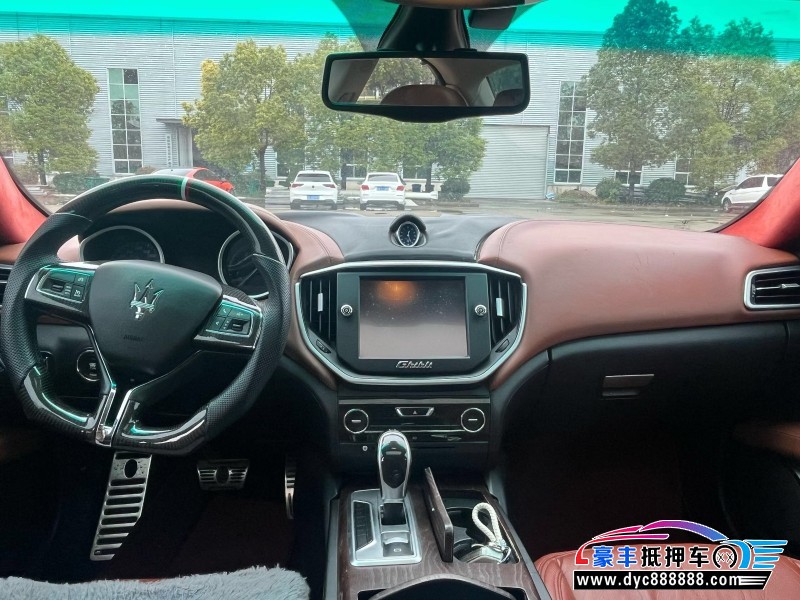 14年玛莎拉蒂Ghibli轿车抵押车出售