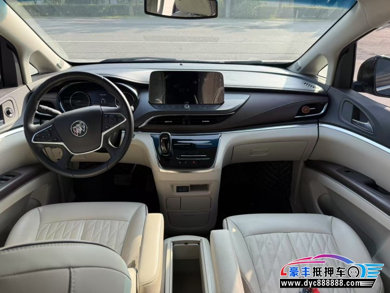 21年别克GL8轿车抵押车出售