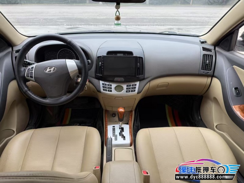 10年现代悦动轿车抵押车出售