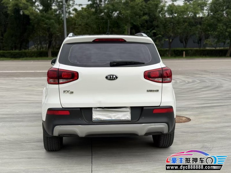 16年起亚KX3轿车抵押车出售