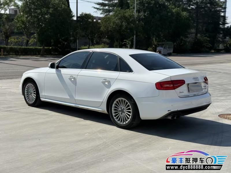 16年奥迪A4L轿车抵押车出售