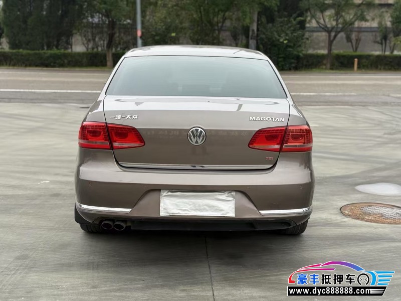 14年大众迈腾轿车抵押车出售