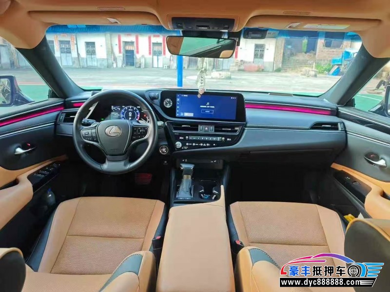 23年雷克萨斯ES轿车抵押车出售