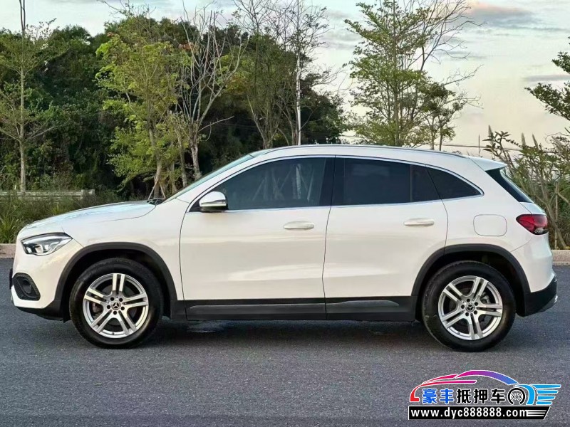 23年奔驰GLA轿车抵押车出售