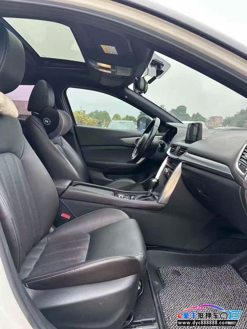 19年马自达CX-4轿车抵押车出售