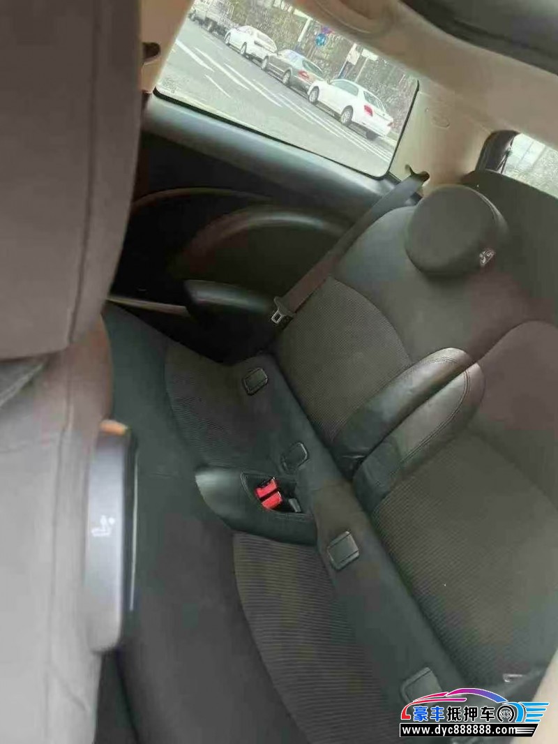 14年宝马MINI轿车抵押车出售