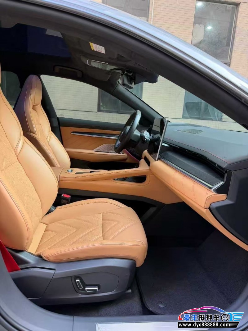 22年极氪001轿车抵押车出售