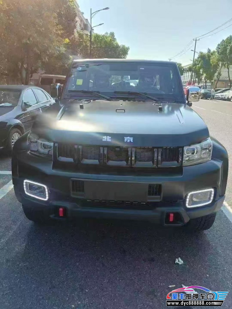 25年北京BJ40轿车抵押车出售