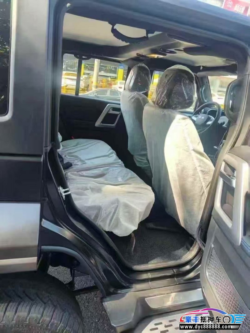 25年北京BJ40轿车抵押车出售