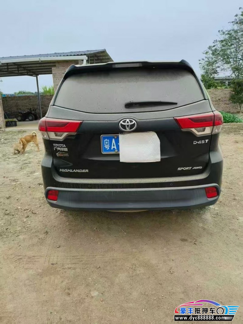 18年丰田汉兰达轿车抵押车出售