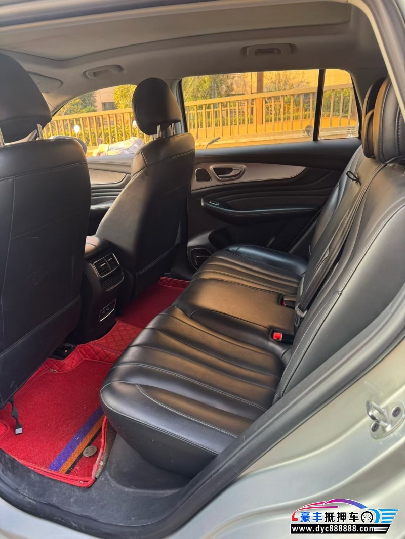 21年荣威RX5轿车抵押车出售