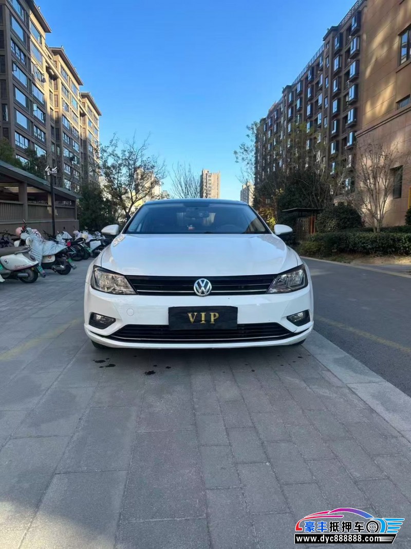 17年大众凌渡轿车抵押车出售