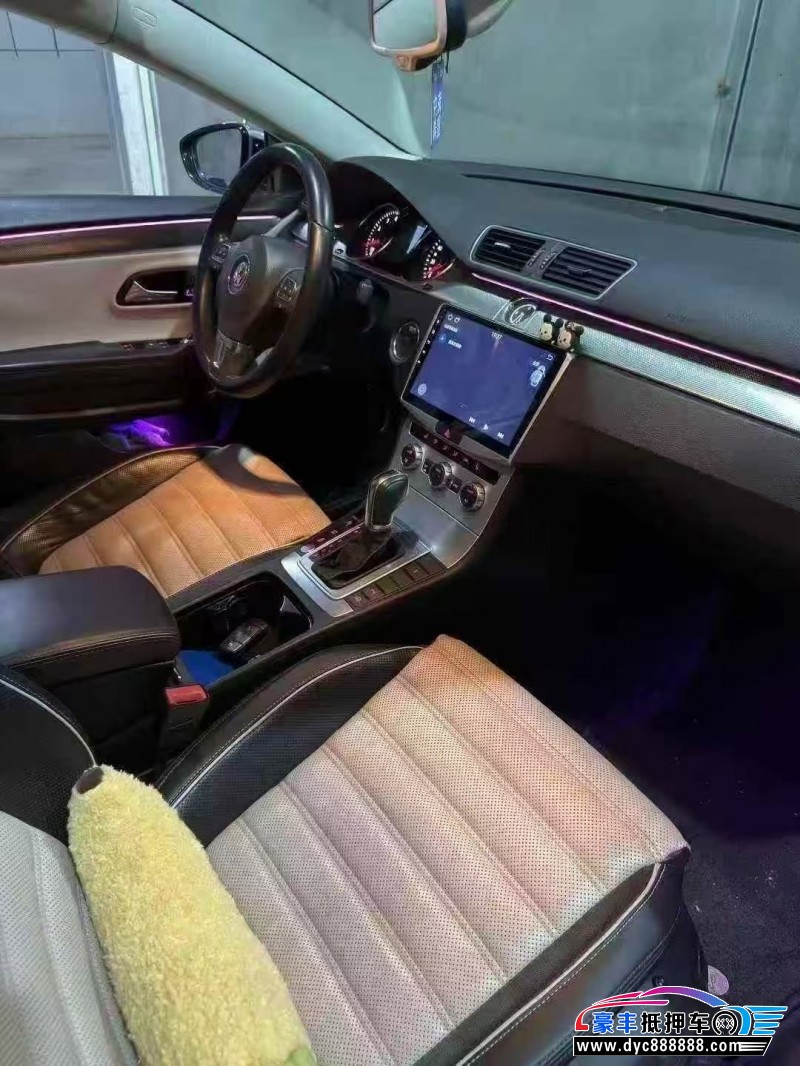 15年大众CC轿车抵押车出售