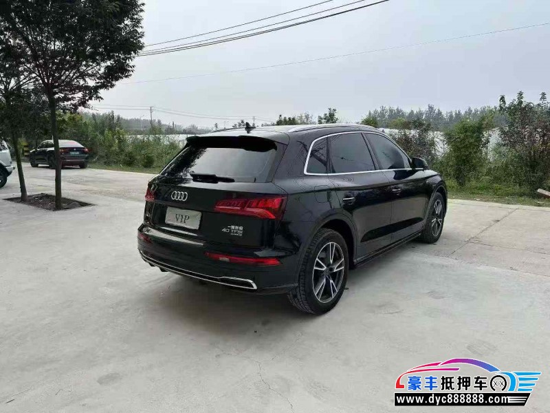 18年奥迪Q5轿车抵押车出售
