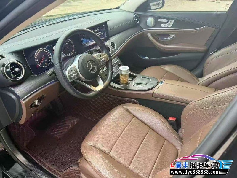 20年奔驰E轿车抵押车出售