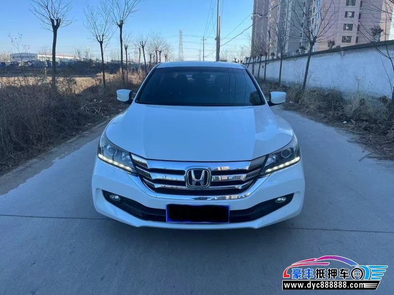 抵押车出售14年本田雅阁轿车