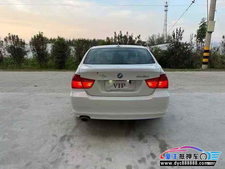 11年宝马3系轿车抵押车出售