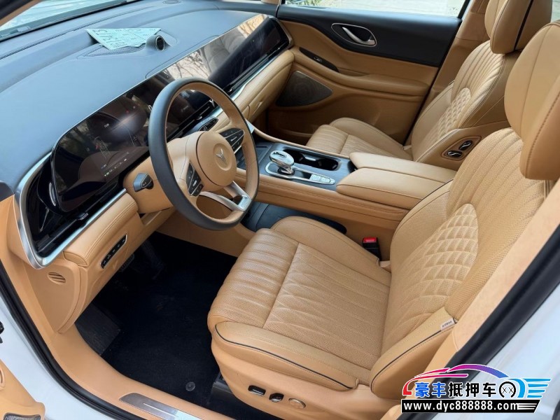 25年岚图梦想家轿车抵押车出售