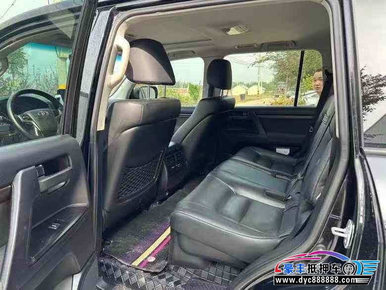 19年丰田兰德酷路泽（陆巡）轿车抵押车出售