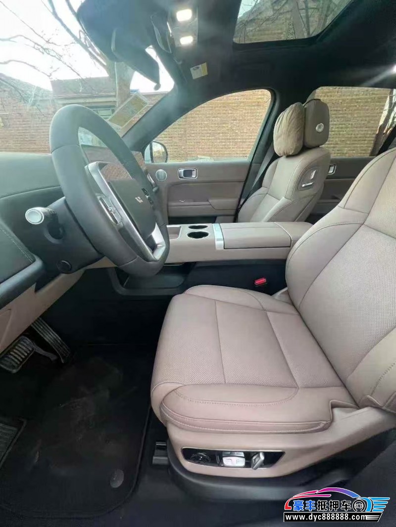 25年理想L7MPV抵押车出售