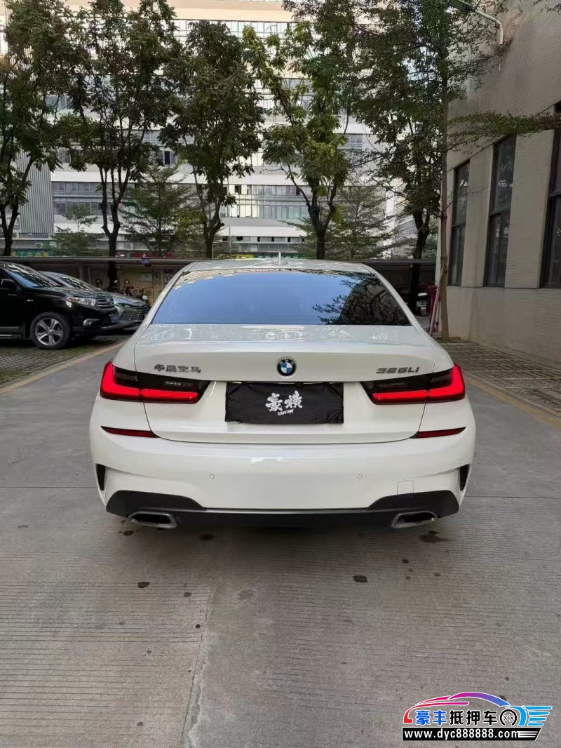 21年宝马3系轿车抵押车出售