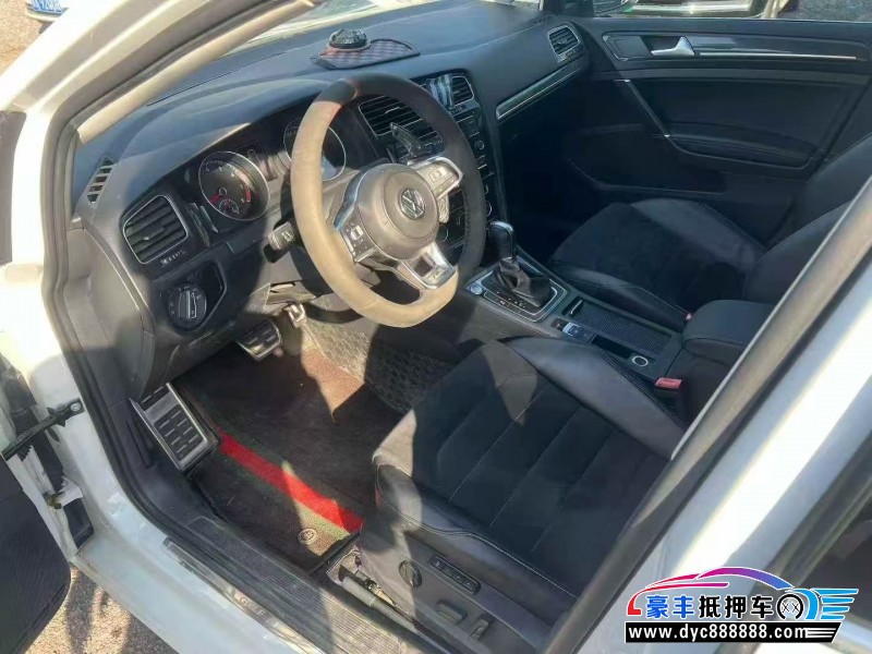 18年大众高尔夫轿车抵押车出售