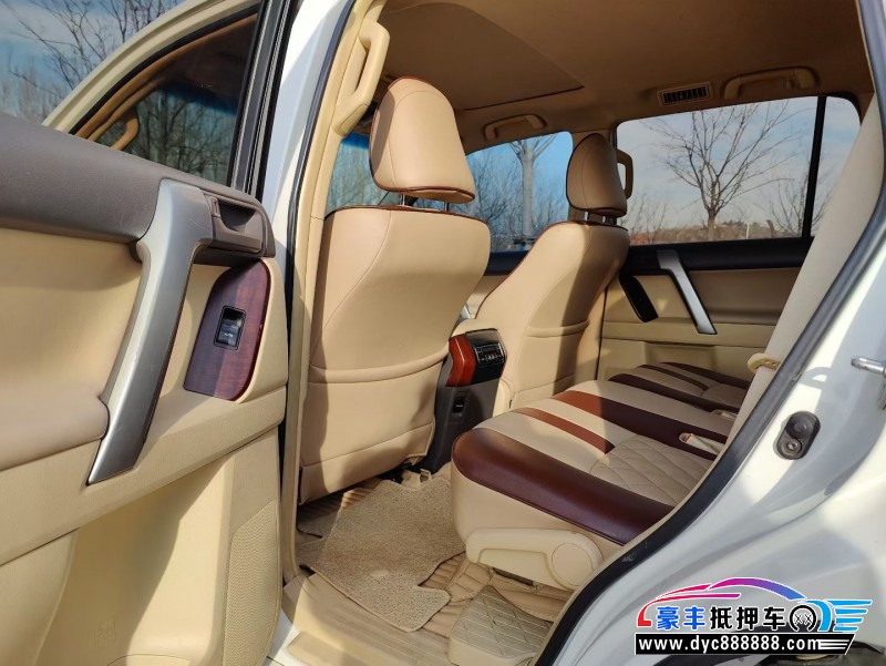 18年丰田普拉多（霸道）轿车抵押车出售