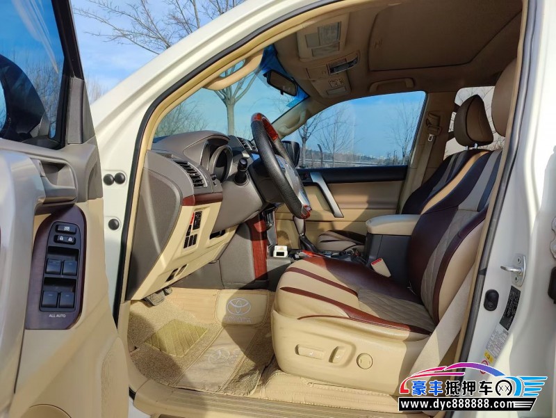 18年丰田普拉多（霸道）轿车抵押车出售