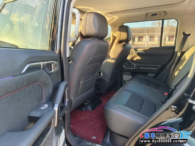 25年捷途旅行者轿车抵押车出售