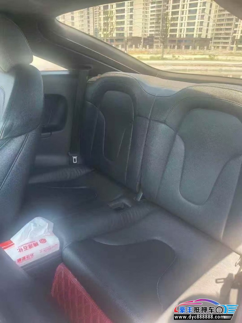 16年奥迪TT轿车抵押车出售