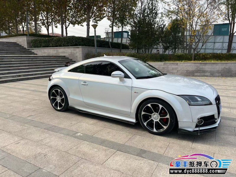 14年奥迪TT轿车抵押车出售