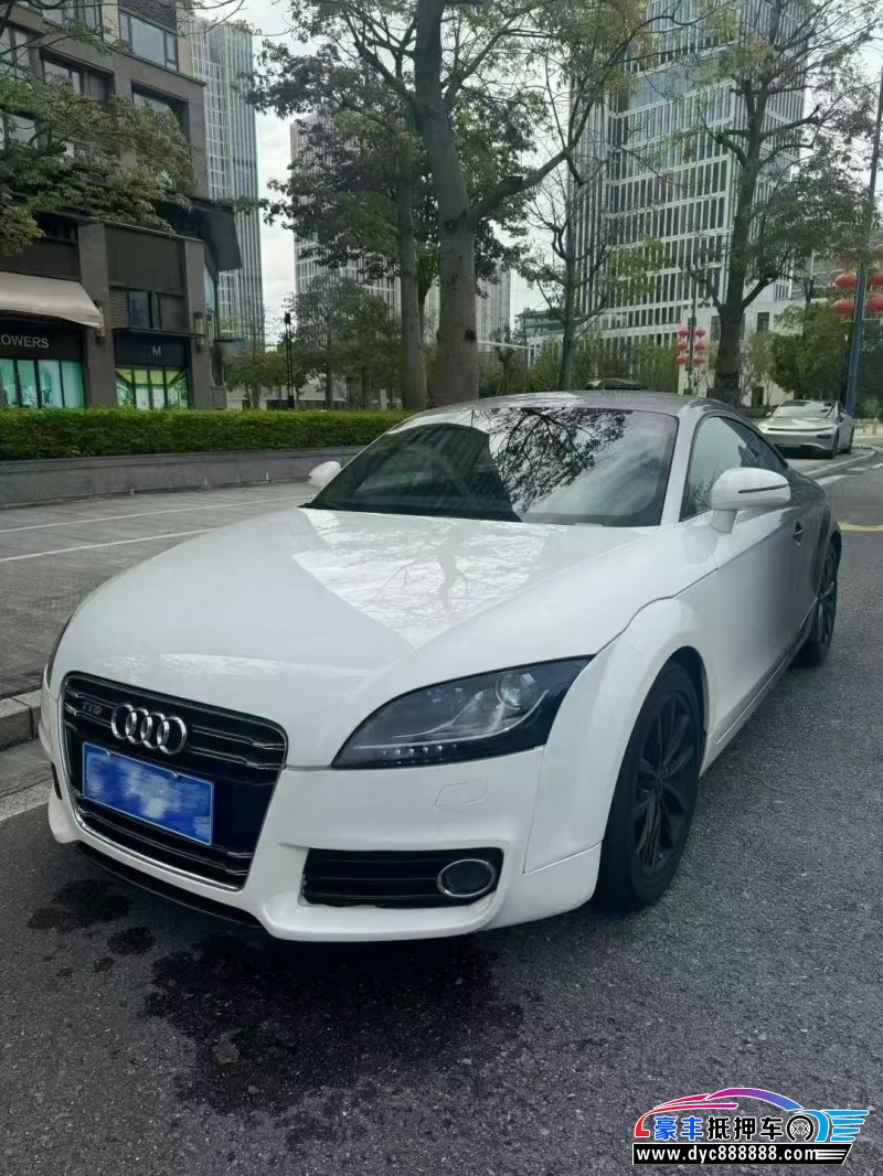 12年奥迪TT轿车抵押车出售