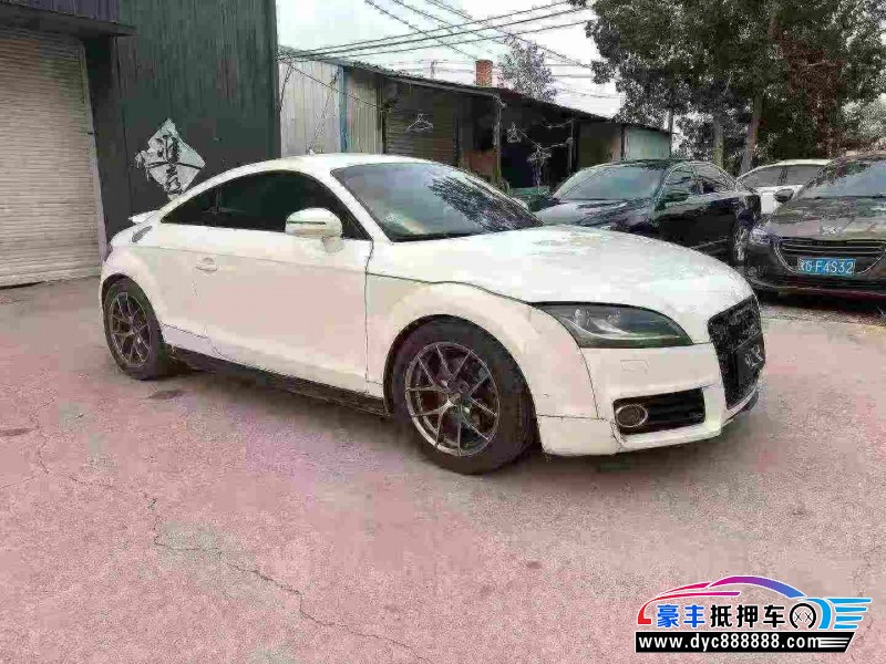 12年奥迪TT轿车抵押车出售