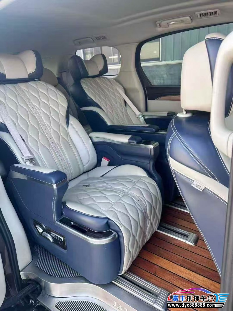 19年别克GL8轿车抵押车出售