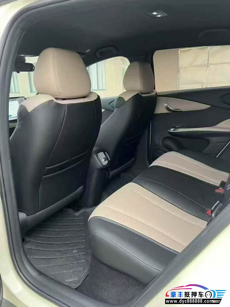 25年比亚迪海豚轿车抵押车出售