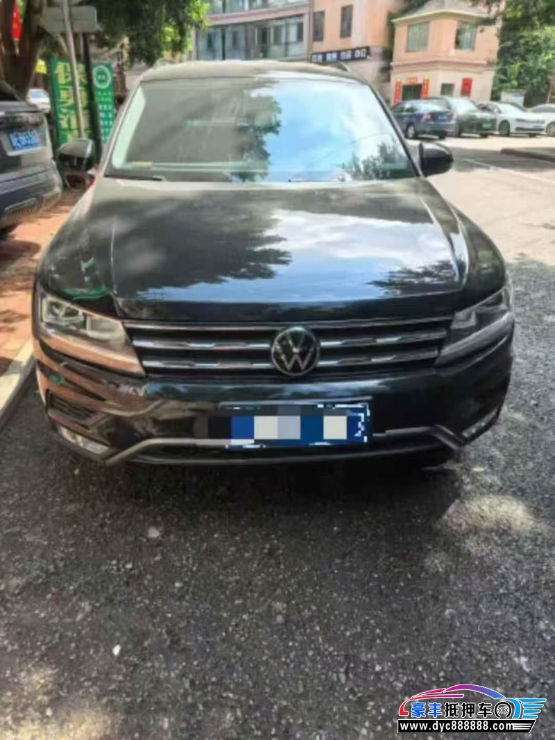 抵押车出售21年大众途观L轿车