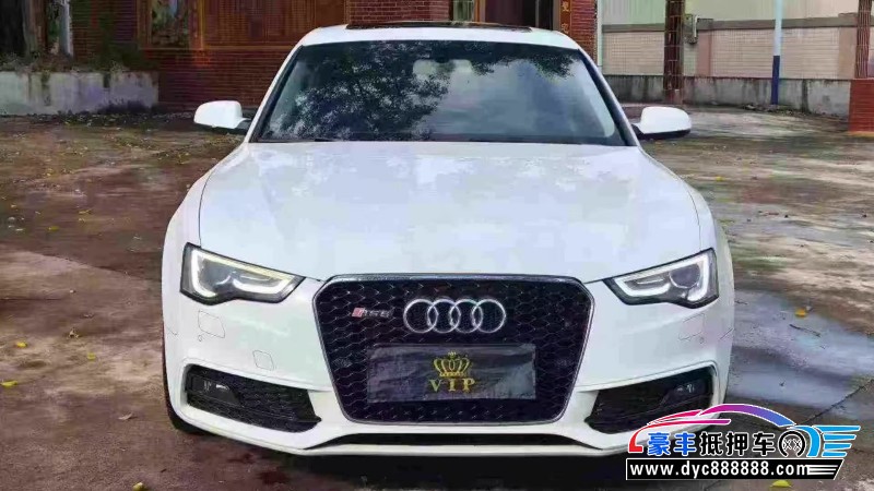 抵押车出售14年奥迪S5轿车