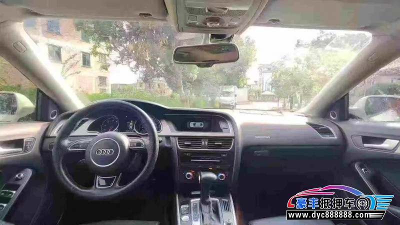 14年奥迪S5轿车抵押车出售