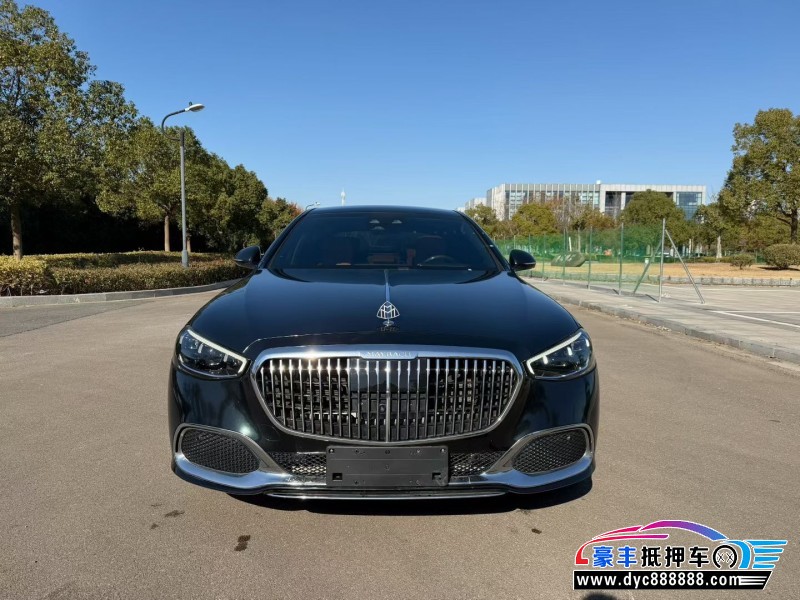 23年奔驰迈巴赫S级轿车抵押车出售