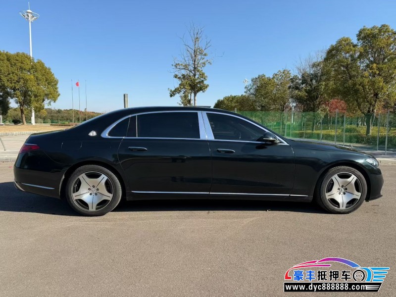 23年奔驰迈巴赫S级轿车抵押车出售