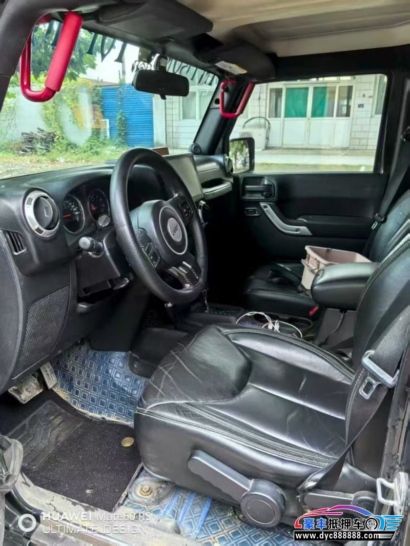 11年Jeep牧马人轿车抵押车出售