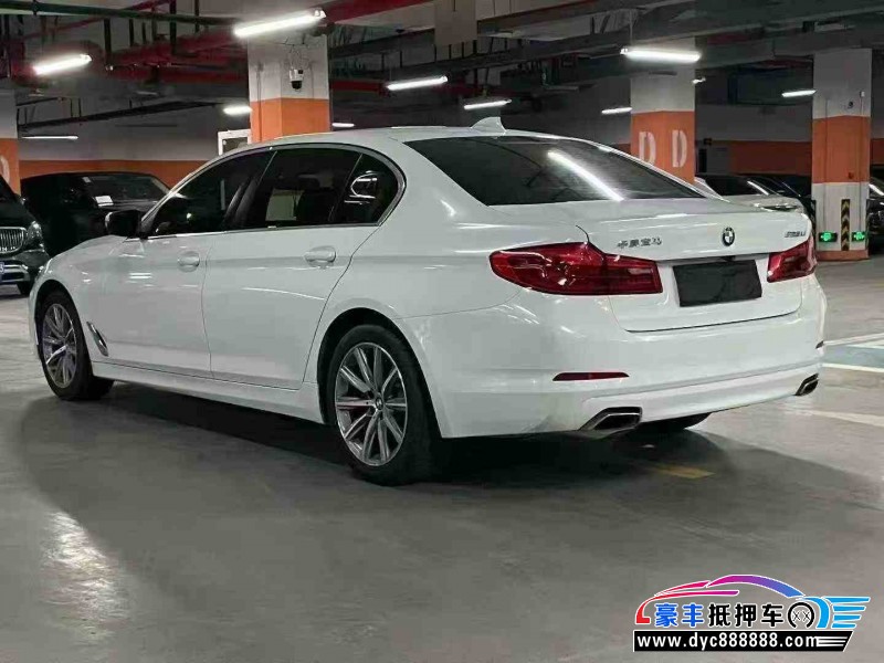 18年宝马5系轿车抵押车出售