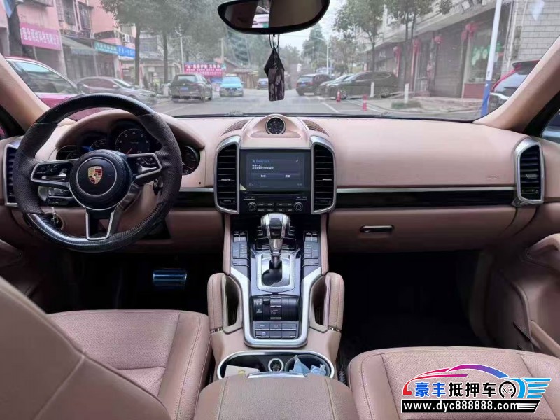 18年保时捷卡宴轿车抵押车出售