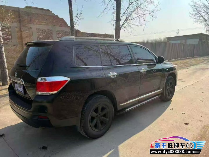 12年丰田汉兰达轿车抵押车出售