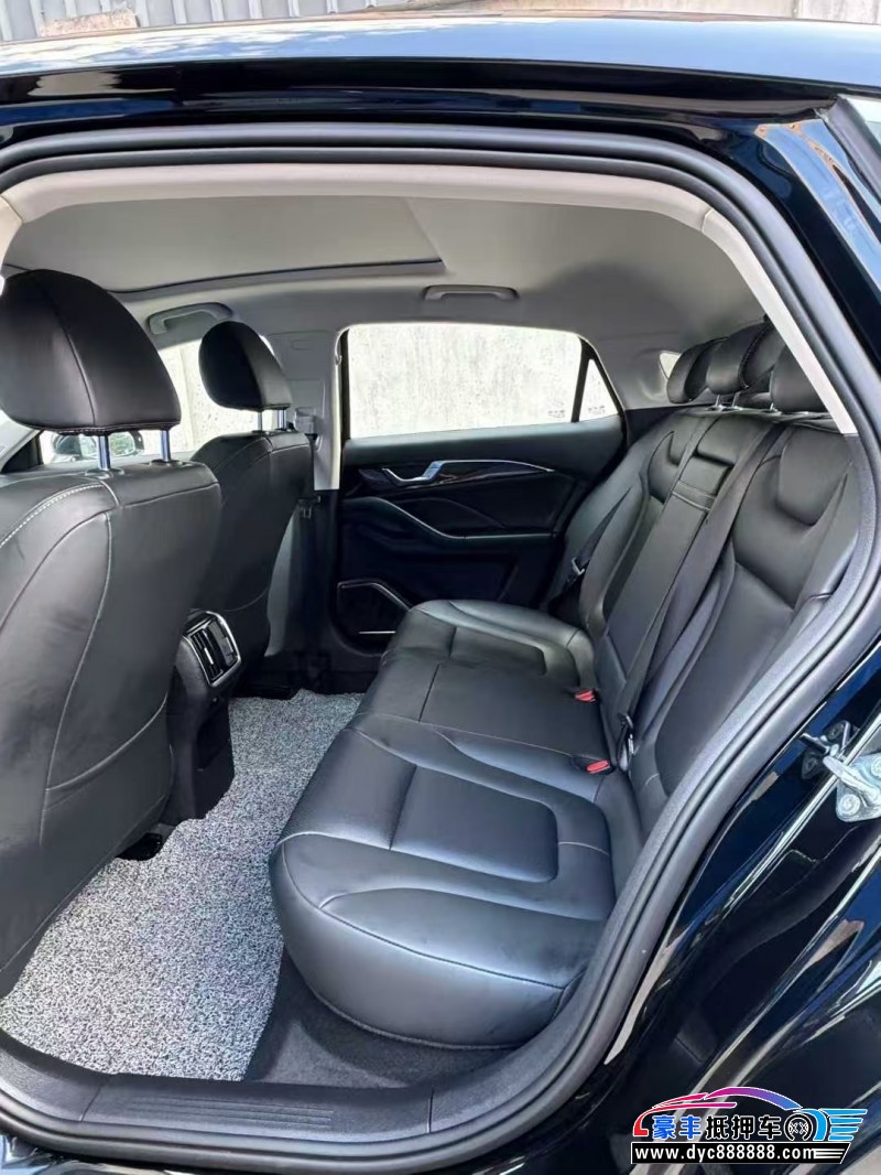 24年奔腾B70轿车抵押车出售