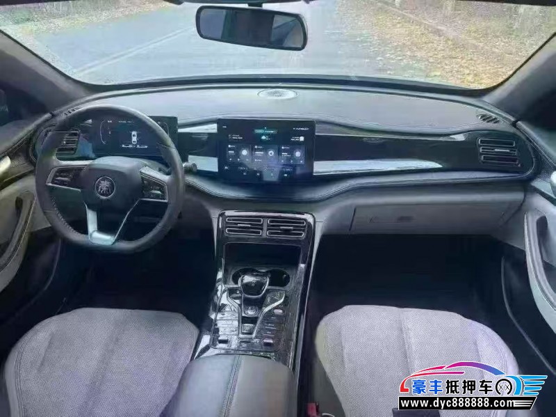 23年比亚迪秦轿车抵押车出售